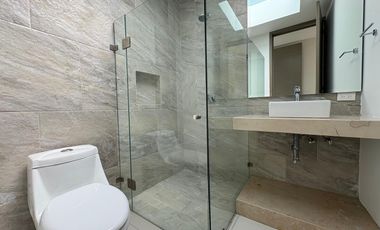 Bonita casa en renta en LA CIMA (coto D)