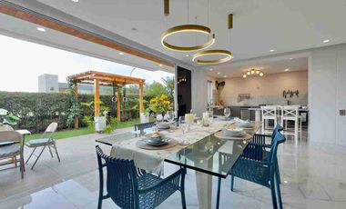 SE VENDE HERMOSA CASA REFORMADA EN RUITOQUE CONDOMINIO!!