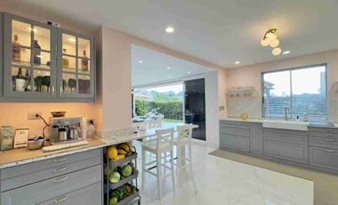 SE VENDE HERMOSA CASA REFORMADA EN RUITOQUE CONDOMINIO!!