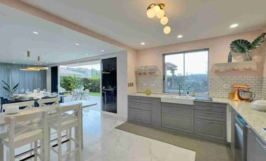 SE VENDE HERMOSA CASA REFORMADA EN RUITOQUE CONDOMINIO!!