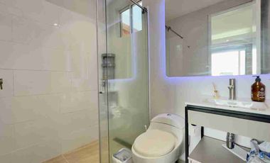 SE VENDE HERMOSA CASA REFORMADA EN RUITOQUE CONDOMINIO!!