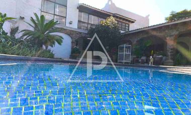 CASA SOLA EN RENTA CON SEGURIDAD EN CUERNAVACA 
SIN MUEBLES