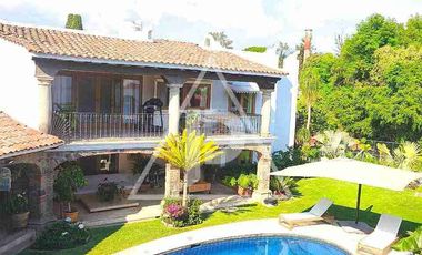 CASA SOLA EN RENTA CON SEGURIDAD EN CUERNAVACA 
SIN MUEBLES