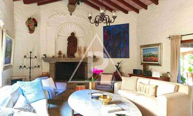 CASA SOLA EN RENTA CON SEGURIDAD EN CUERNAVACA 
SIN MUEBLES