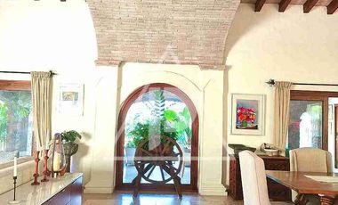 CASA SOLA EN RENTA CON SEGURIDAD EN CUERNAVACA 
SIN MUEBLES