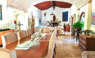 CASA SOLA EN RENTA CON SEGURIDAD EN CUERNAVACA 
SIN MUEBLES