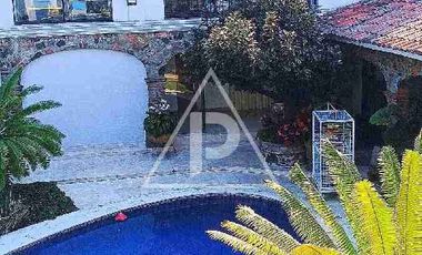 CASA SOLA EN RENTA CON SEGURIDAD EN CUERNAVACA 
SIN MUEBLES