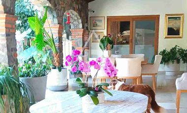 CASA SOLA EN RENTA CON SEGURIDAD EN CUERNAVACA 
SIN MUEBLES