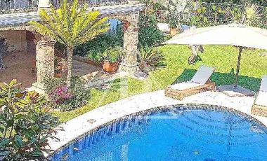 CASA SOLA EN RENTA CON SEGURIDAD EN CUERNAVACA 
SIN MUEBLES