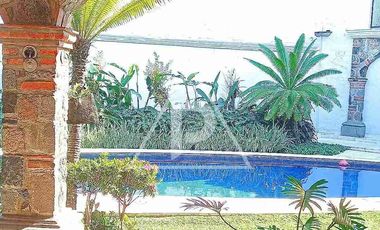 CASA SOLA EN RENTA CON SEGURIDAD EN CUERNAVACA 
SIN MUEBLES