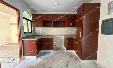 VENDO CASA EN FRACCIONAMIENTO PRIVADO EN RESIDENCIAL LA JOYA ANTES DEL PUENTE