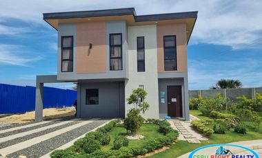 Pre-Selling 5 Bedroom House in Danara North Liloan Cebu