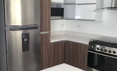 CASA EN VENTA ALMERIA APODACA NUEVO LEON AMUEBLADA EN ESQUINA