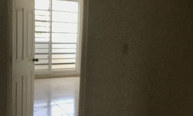 CASA EN VENTA ALMERIA APODACA NUEVO LEON AMUEBLADA EN ESQUINA