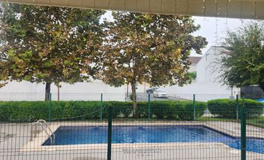 CASA EN VENTA ALMERIA APODACA NUEVO LEON AMUEBLADA EN ESQUINA