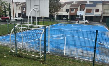 CASA EN VENTA ALMERIA APODACA NUEVO LEON AMUEBLADA EN ESQUINA