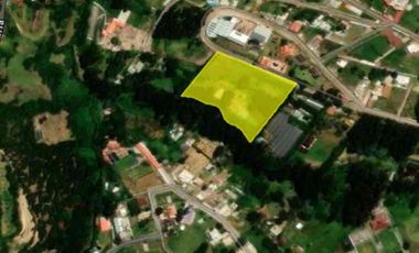 Venta Urgente hermoso terreno casi una hectárea para Quinta cerca de las aguas termales.  La  Merced