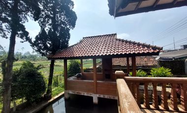 Villa Rancabali pinggir jalan strategis dekat Cagar Alam Gn Tilu,Ranca Upas,kawah putih Ciwidey Kab Bandung