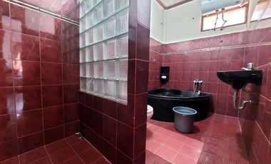 Villa Rancabali pinggir jalan strategis dekat Cagar Alam Gn Tilu,Ranca Upas,kawah putih Ciwidey Kab Bandung