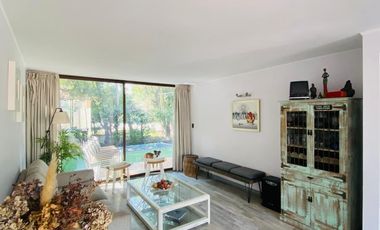 VENTA CASA CERCANA CARRETERA SAN MARTÍN 2 PISOS 3D + 3B + TERRAZA + LOGIA + P. SERVICIO, COLEGIOS ALGARROBAL- DUNALASTAIR – LINCON - ALIANZA FRANCESA