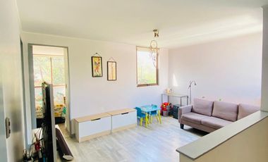 VENTA CASA CERCANA CARRETERA SAN MARTÍN 2 PISOS 3D + 3B + TERRAZA + LOGIA + P. SERVICIO, COLEGIOS ALGARROBAL- DUNALASTAIR – LINCON - ALIANZA FRANCESA