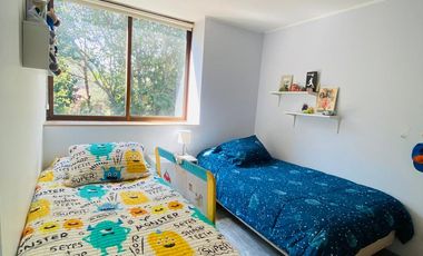 VENTA CASA CERCANA CARRETERA SAN MARTÍN 2 PISOS 3D + 3B + TERRAZA + LOGIA + P. SERVICIO, COLEGIOS ALGARROBAL- DUNALASTAIR – LINCON - ALIANZA FRANCESA