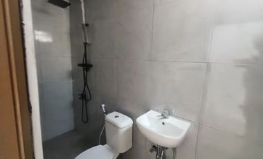 Rumah 1 Lt Siap Huni Akses Dekat Stasiun Bekasi Hadap Utara J-37049