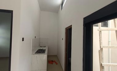 Rumah 1 Lt Siap Huni Akses Dekat Stasiun Bekasi Hadap Utara J-37049