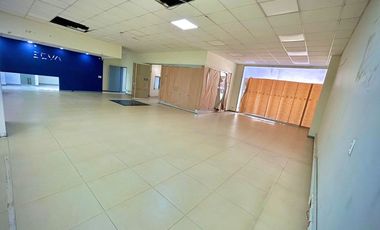 LOCAL COMERCIAL EN VENTA SECTOR CENTRO COMERCIAL PUERTO SECO EN MEDELLIN