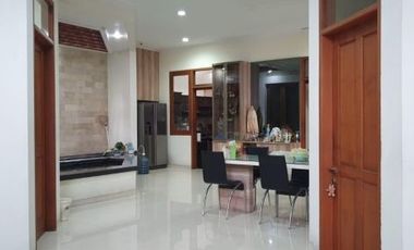 uxury Furnished House for Sale in Colomadu Ready to Move In!