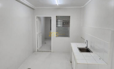 White Plains 6-Bedroom House for Rent in Quezon City