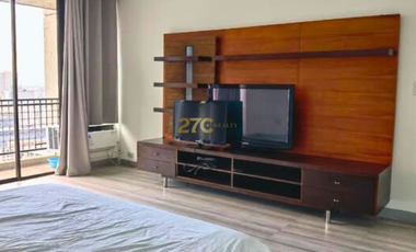 Skyland Plaza 3-Bedroom Condominium Unit for Rent in Makati City