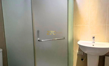 Skyland Plaza 3-Bedroom Condominium Unit for Rent in Makati City