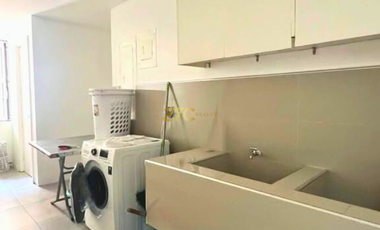 Skyland Plaza 3-Bedroom Condominium Unit for Rent in Makati City