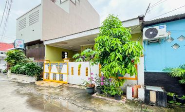 Rumah 15 Menit ke Summarecon Mall Bekasi SHM Dibantu KPR J-31960