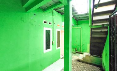 Rumah 10 Menit ke Bintaro Jaya Xchange Mall SHM Dibantu KPR J-36773