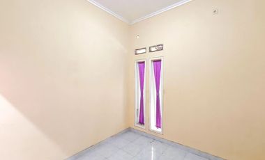 Rumah 10 Menit ke Bintaro Jaya Xchange Mall SHM Dibantu KPR J-36773