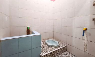 Rumah 10 Menit ke Bintaro Jaya Xchange Mall SHM Dibantu KPR J-36773