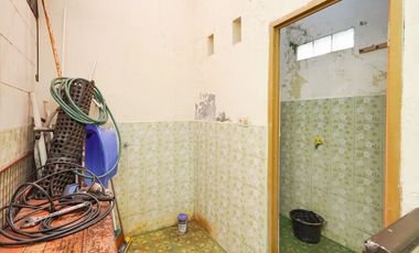 Rumah Hadap Selatan LB 120 SHM dekat Kota Cinema Jatiasih J-36697