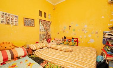 Rumah Hadap Selatan LB 120 SHM dekat Kota Cinema Jatiasih J-36697