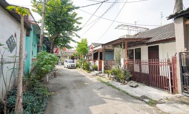 Rumah 2 Lt SHM 15 menit ke Metropolitan Cibubur Dibantu KPR J-35274