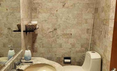 CASA EN RENTA JARDINES DEL MORAL