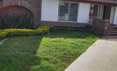 CASA EN RENTA JARDINES DEL MORAL