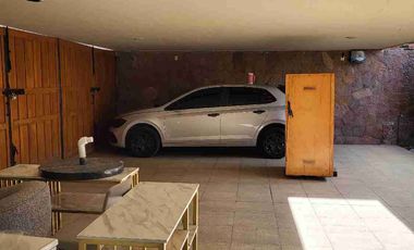 CASA EN RENTA JARDINES DEL MORAL