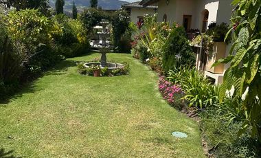 Renta espectacular Villa un dormitorio en Pakakuna Gardens en Checa