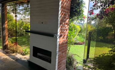 Renta espectacular Villa un dormitorio en Pakakuna Gardens en Checa