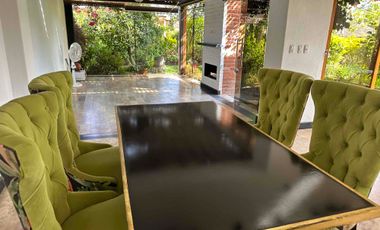 Renta espectacular Villa un dormitorio en Pakakuna Gardens en Checa