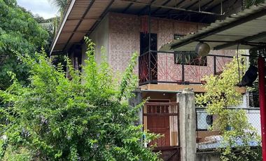 LOT WITH TWO HOUSES FOR SALE IN VALENCIA ID 14992