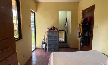 LOT WITH TWO HOUSES FOR SALE IN VALENCIA ID 14992