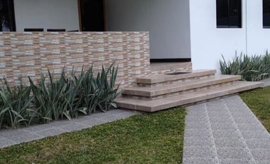 HOUSE AND LOT FOR SALE NEAR THE BEACH ID 15034